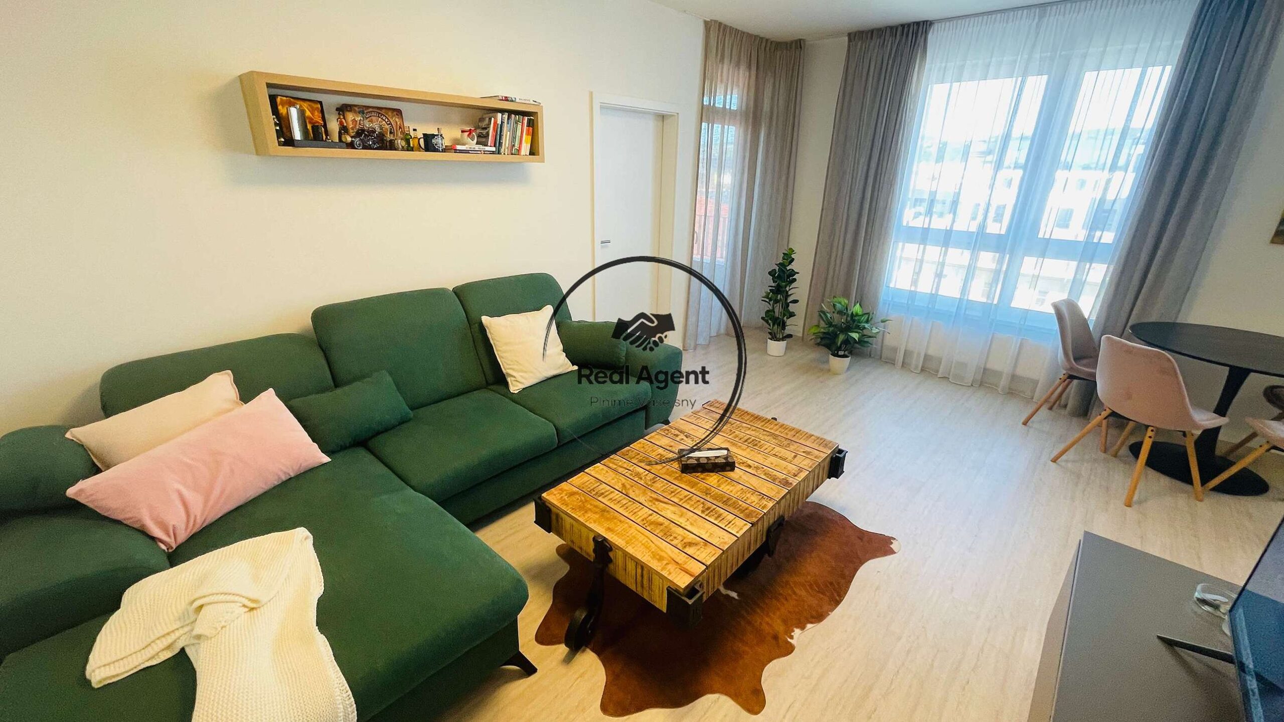 IMG_9207_2_11zon_2_11zon