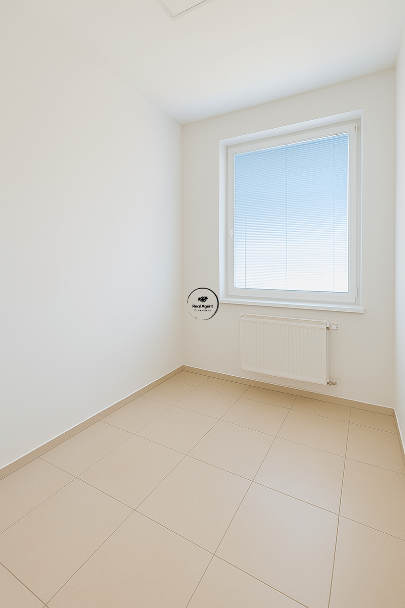 ChatGPT Image 19. 9. 2025, 16_41_40_4_11zon